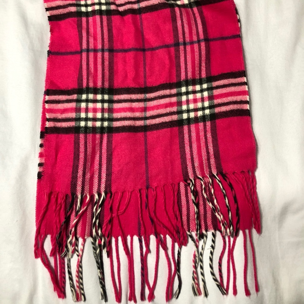 PINK SCARF
